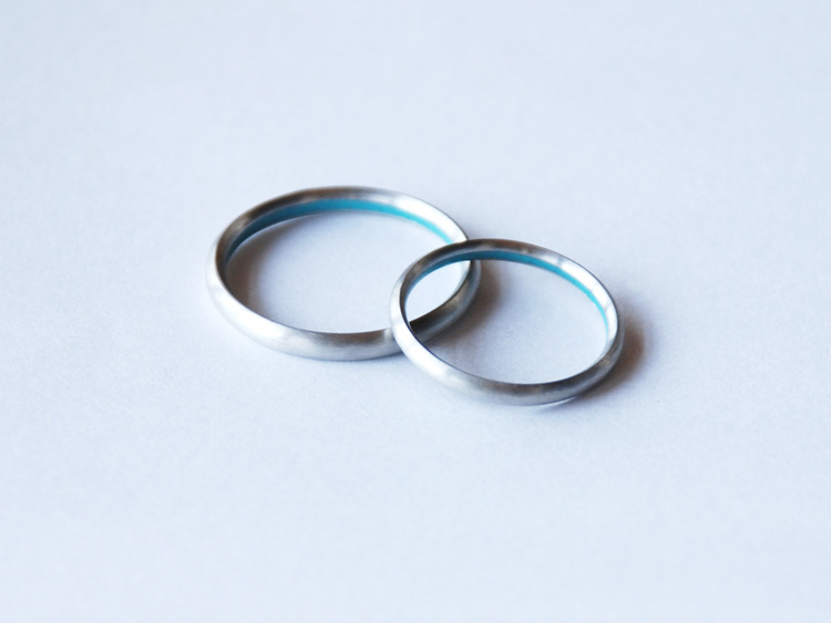 Line wedding ring